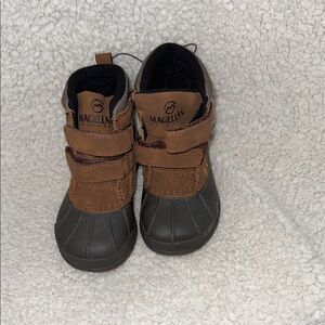 Magellan Outdoors Kids Brown and Black Rain Boots